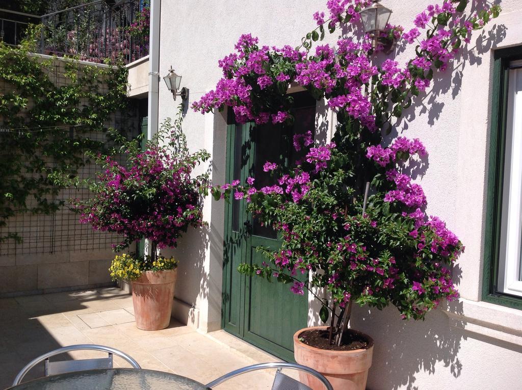 Apartments Villa Ina Brsec Exterior photo
